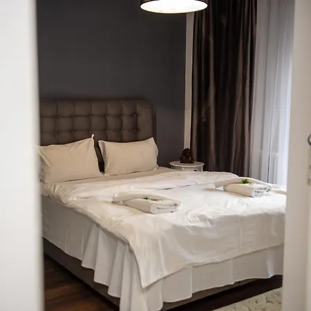 Nature Loft Hideaway Apartment-2